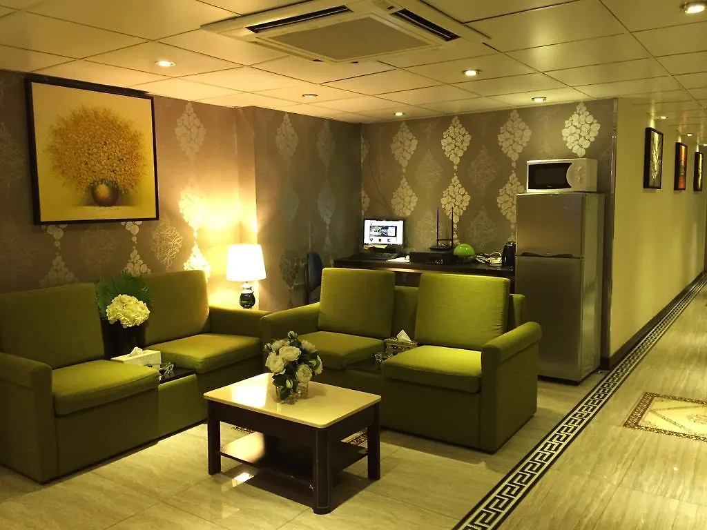 California Hotel Hongkong 2*,  China