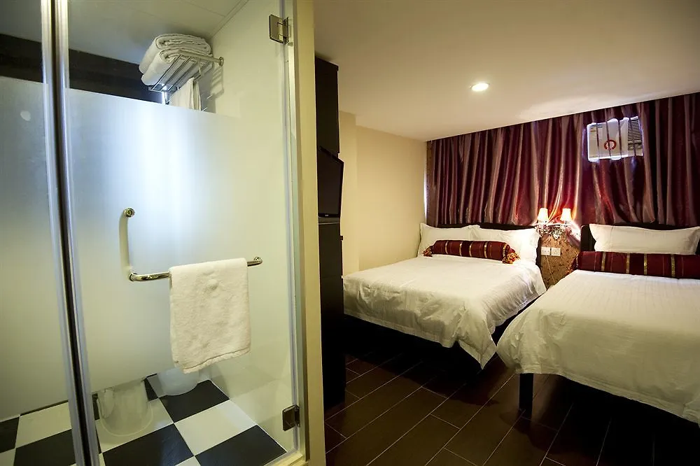 California Hotel Hongkong 2*,